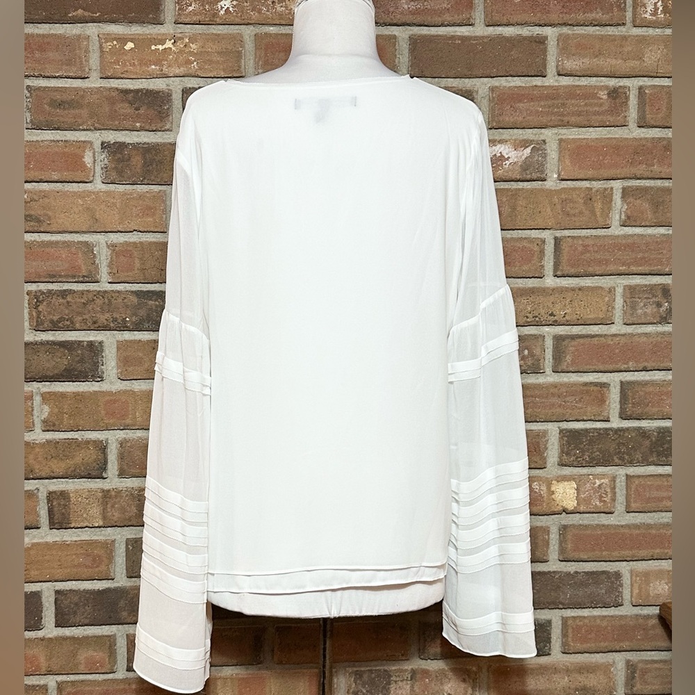 White House Black Market Sz 14 White Bell Sleeve Layered Blouse - Picture 4 of 7